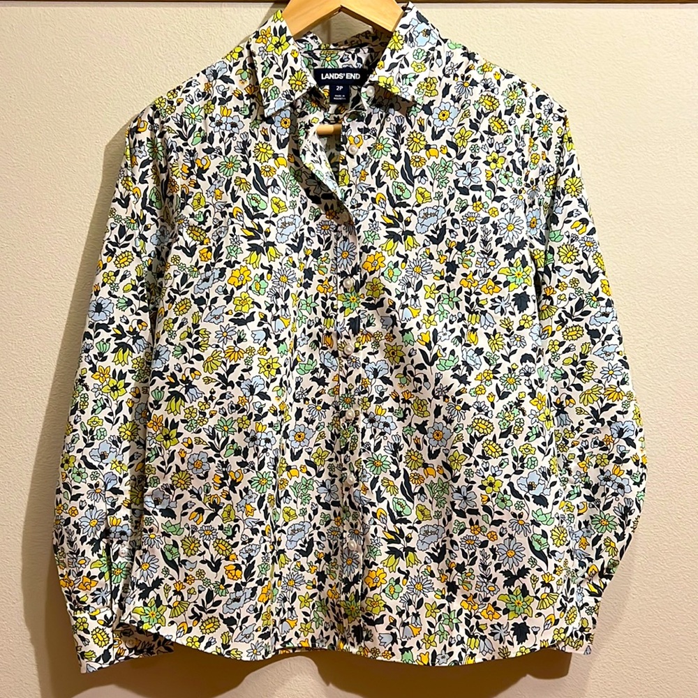 NWOT Lands’ End women’s Wrinkle free No iron shirt